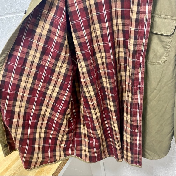 L.L. Bean XL Flannel Lined Button Up Shirt - Picture 4 of 9